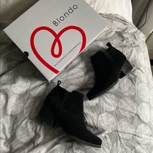 Blondo Ida waterproof black suede booties